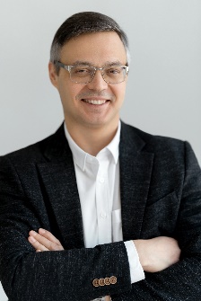 Олександр Колесник